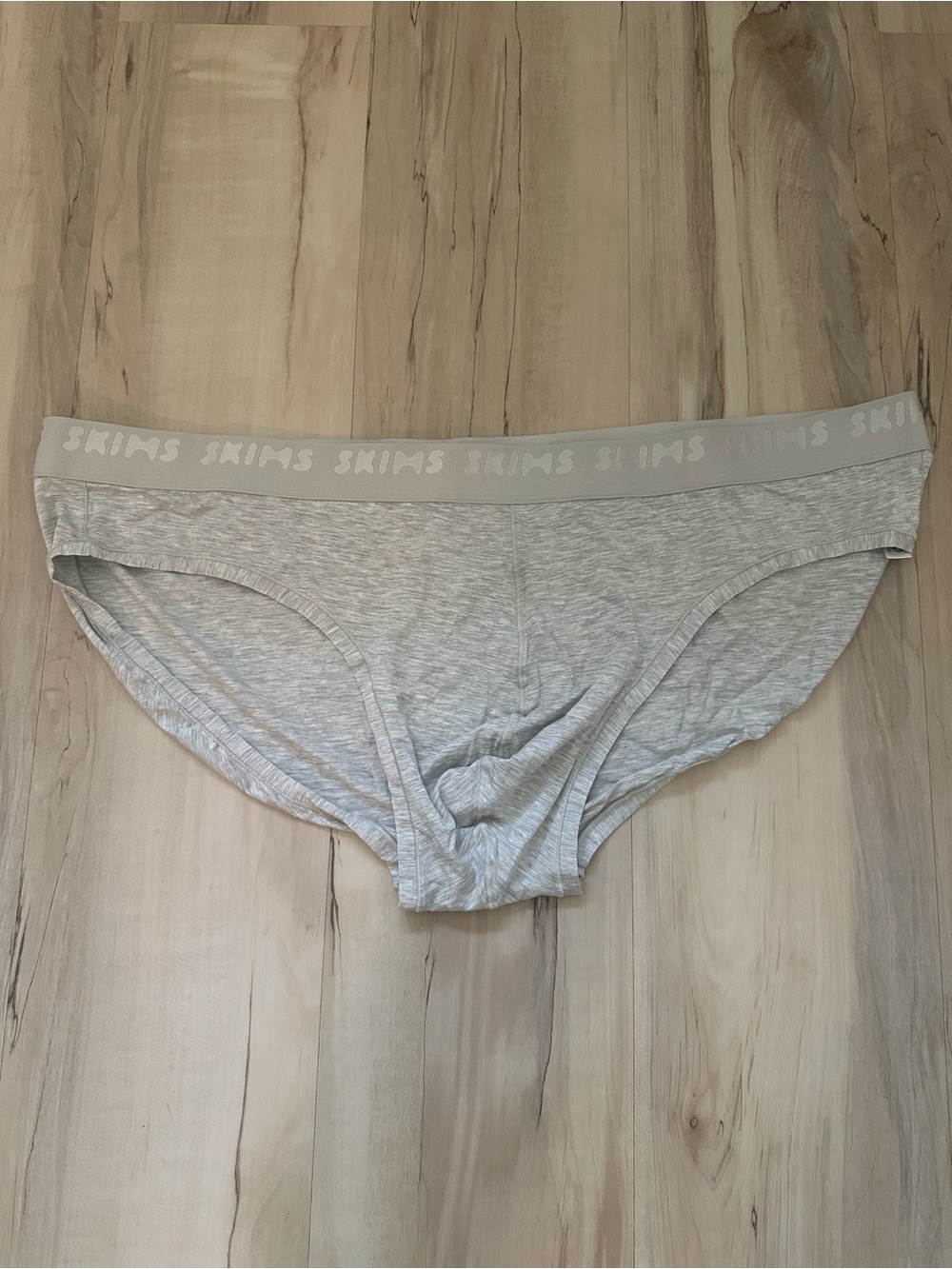 SKIMS Heather Light Gray Seamless Briefs NEW